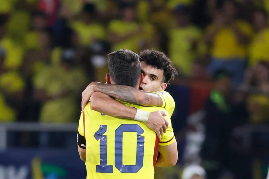ELLOS.

Lucho + James = 🇨🇴