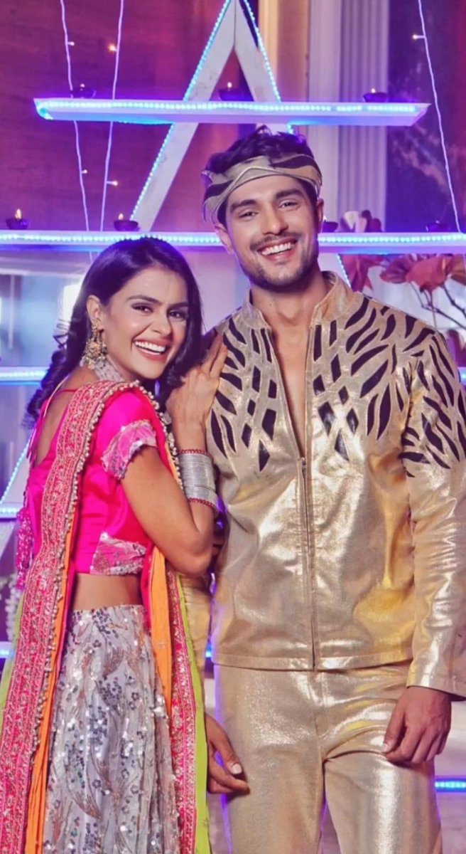 Hello everyone 🤗 

We are having a trend related to THJH today at 7pm be ready.

Tagline will be revealed at 6:50 pm 🫶🏼

#PriyAnkit #PriyAnkitForever ✨
#AnkitGupta #PriyankaChaharChoudhary #priyankit𓃵 #PriyankitWarriors #THJH