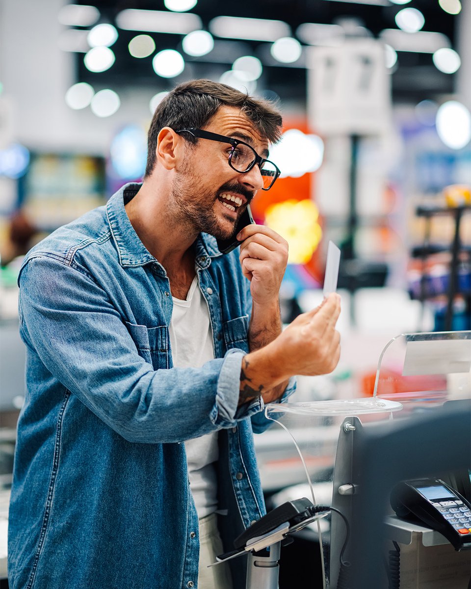MPAConsumidores's tweet photo. 🛒 ¿A quién prefieren acudir los consumidores ante un problema?

La mayoría lo resuelve con el servicio de atención al cliente de la empresa.

Pero muchos confían en asociaciones de consumidores para defender sus derechos, por lo que estas organizaciones siguen siendo clave. https://t.co/NMXhymWN5G