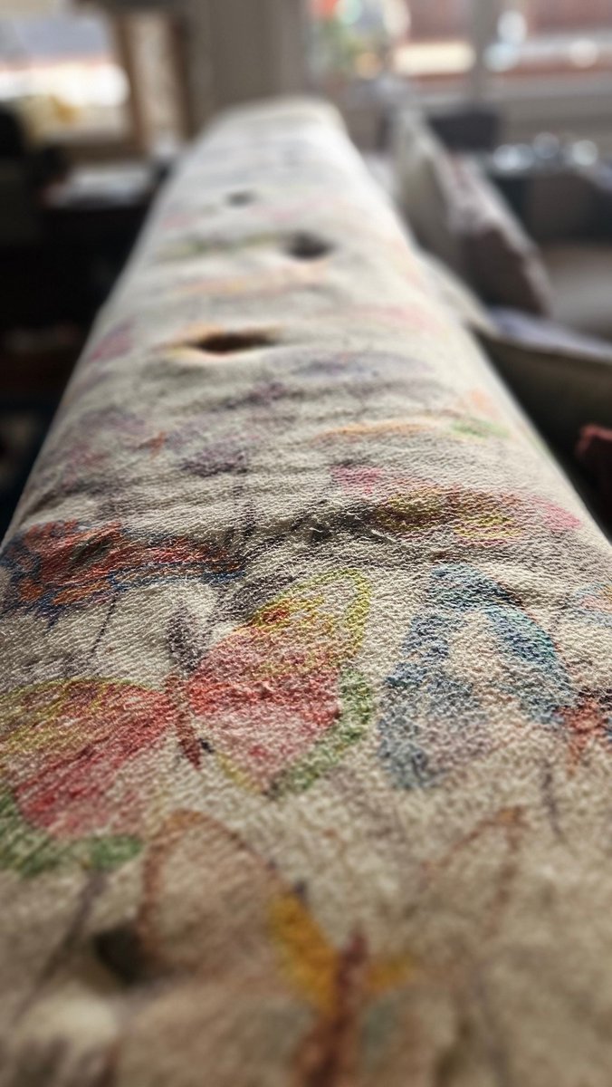 Aztarna #txikia uzten du katuak, baina badakigu nondik ibili den gauez
#sasitxiotx
#asteanbehin