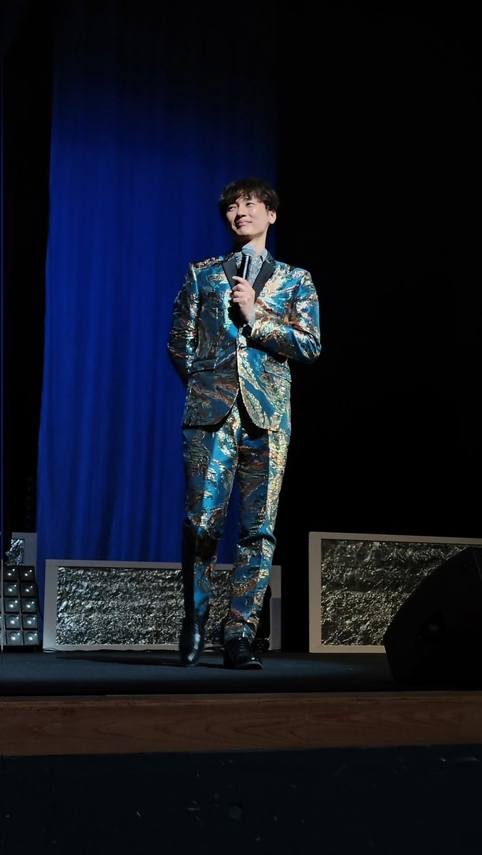 JuneLets1126's tweet photo. 明治座以来、久しぶりに観た純烈さん🕺🕺🕺🕺
相変わらずカッコ良くて面白くて楽しくて最高でした！
わたし的には岩永さん観れるのは今回でラスト、寂しいなあ……🥺 https://t.co/qsXFZKakSr