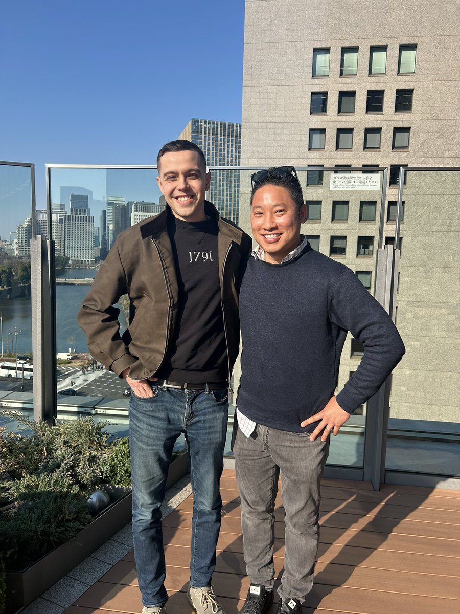 peruvian_bull's tweet photo. Talking macro with the amazing  @acrossthespread! 

Tokyo, Japan 🇯🇵 https://t.co/Wfe9be4VS9