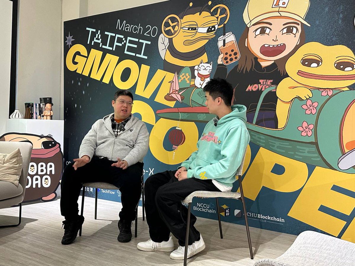 SeekersAlliance's tweet photo. #GMove Cooper!
๐๏ธ Our co-founder @Duke_Rabbit1213 met @coopsmoves and @HYC2484 pre-show for an interview in ๐น๐ผ Taipei as part of @movementlabsxyz's APAC ๐ Tour!!!
๐ฎ Games of #SeekersAlliance and our fresh-off-the-press stickers of #Moveus were involved. ๐ฅด
#MovementAPACTour https://t.co/kmqU1VCwFB