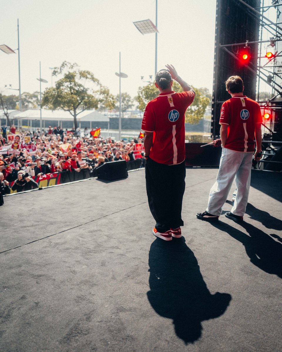ScuderiaFerrari's tweet photo. The support here in China is truly amazing ❤️ https://t.co/ZLuIfBdBiI