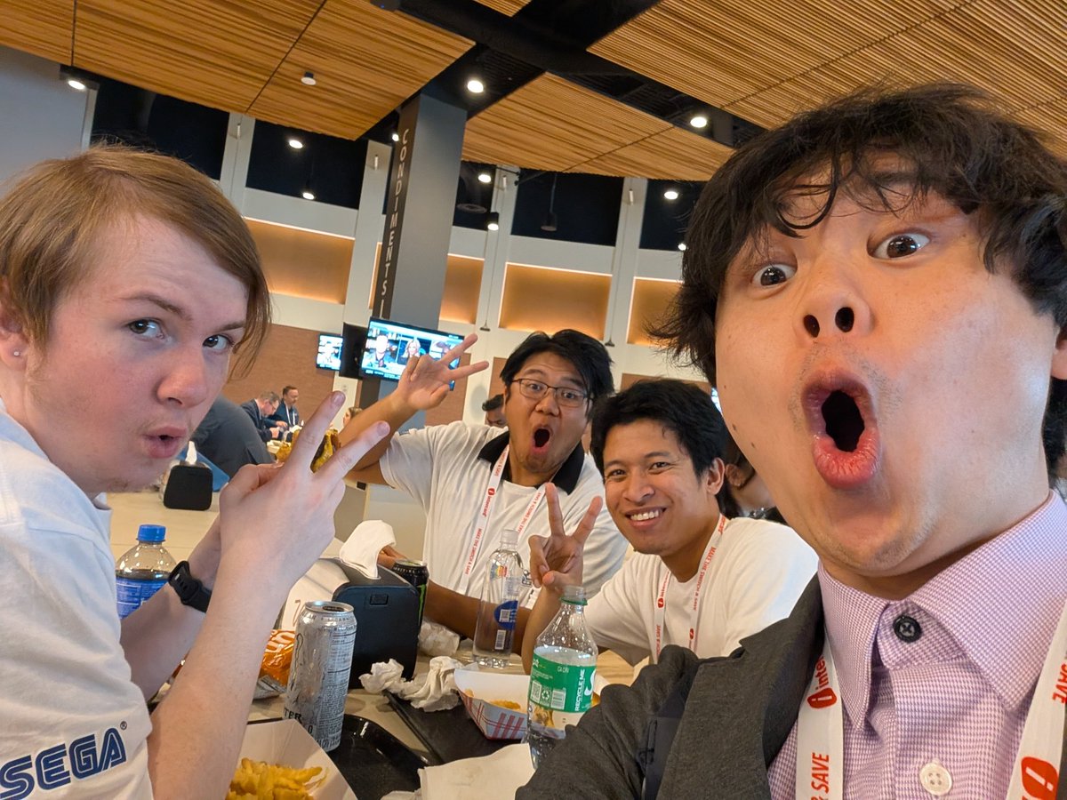tungjunyatham's tweet image. Amusement Expo was an absolute blast! It was great to network with my favorite arcade rhythm game companies, support the local Vegas scene, and get to help amplify and cheer on maimai&apos;s long journey in officially releasing here in the States! 🎉