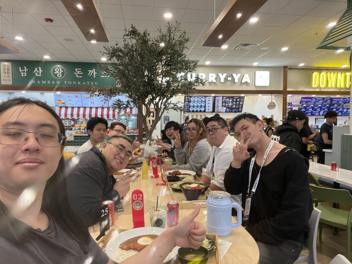 tungjunyatham's tweet image. Amusement Expo was an absolute blast! It was great to network with my favorite arcade rhythm game companies, support the local Vegas scene, and get to help amplify and cheer on maimai&apos;s long journey in officially releasing here in the States! 🎉