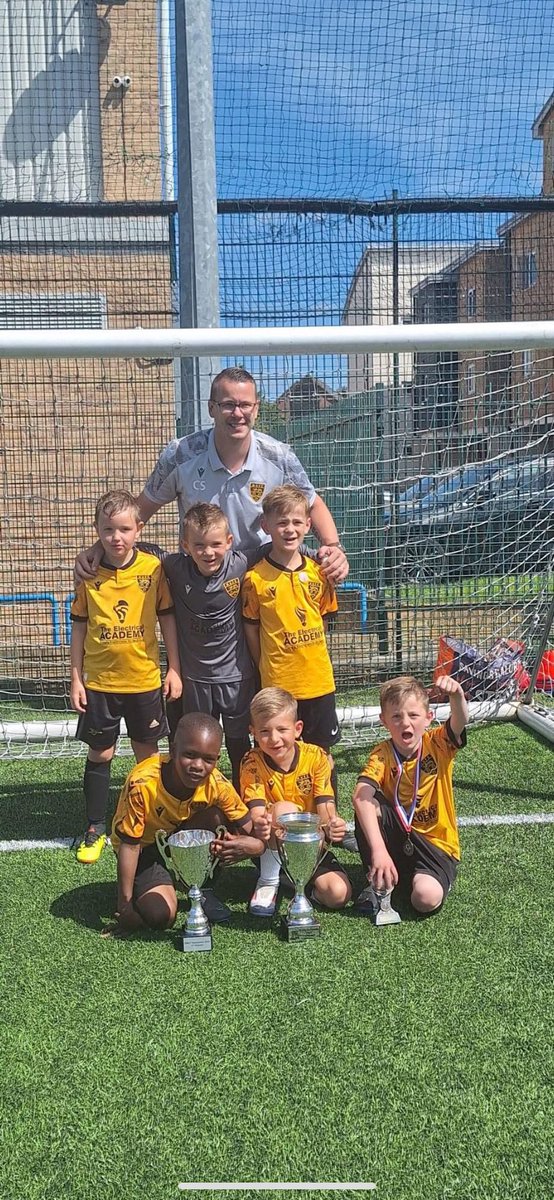 After 2 amazing years yesterday I said goodbye to my amazing Maidstone United Under 8’s. Time for a new challenge for me and Elliott. Let’s see what the future brings! Exciting times ahead ⚽️❤️⚽️❤️