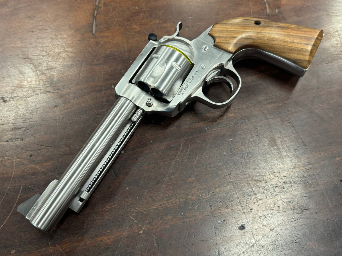 CleaverFirearms's tweet photo. Ruger Limited Edition.....
RUGER - 5260
BISLEY BLACKHAWK FLAT TOP
JT - JOHN TAFFIN PPP EDITION
45 LONG COLT / 45ACP
6 SHOT 5 1/2" BARREL
STAINLESS STEEL
TYLER GUN WORKS WALNUT GRIPS
ADJUSTABLE REAR SIGHT
SPECIAL JT SERIAL NUMBER
#ruger #bisley #blackhawk #stainless #45lc #45acp #walnut #jt #tylergunworks #limitededition #rarearms #collector #rangeready