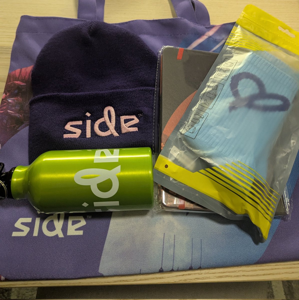 Pretty freaking grateful to get to hang out with the folks at <a href="/SideGlobal/">Side</a> today! Thank you to the Side team for the invite and the cool swag too 💜💜 (actually in love with the beanie lol).