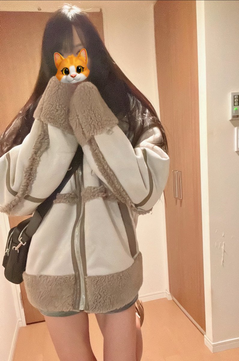 冬服がおわる気配がする、もうファーとかニット帽着てる人が居ない…かなしいずっと冬でいい 