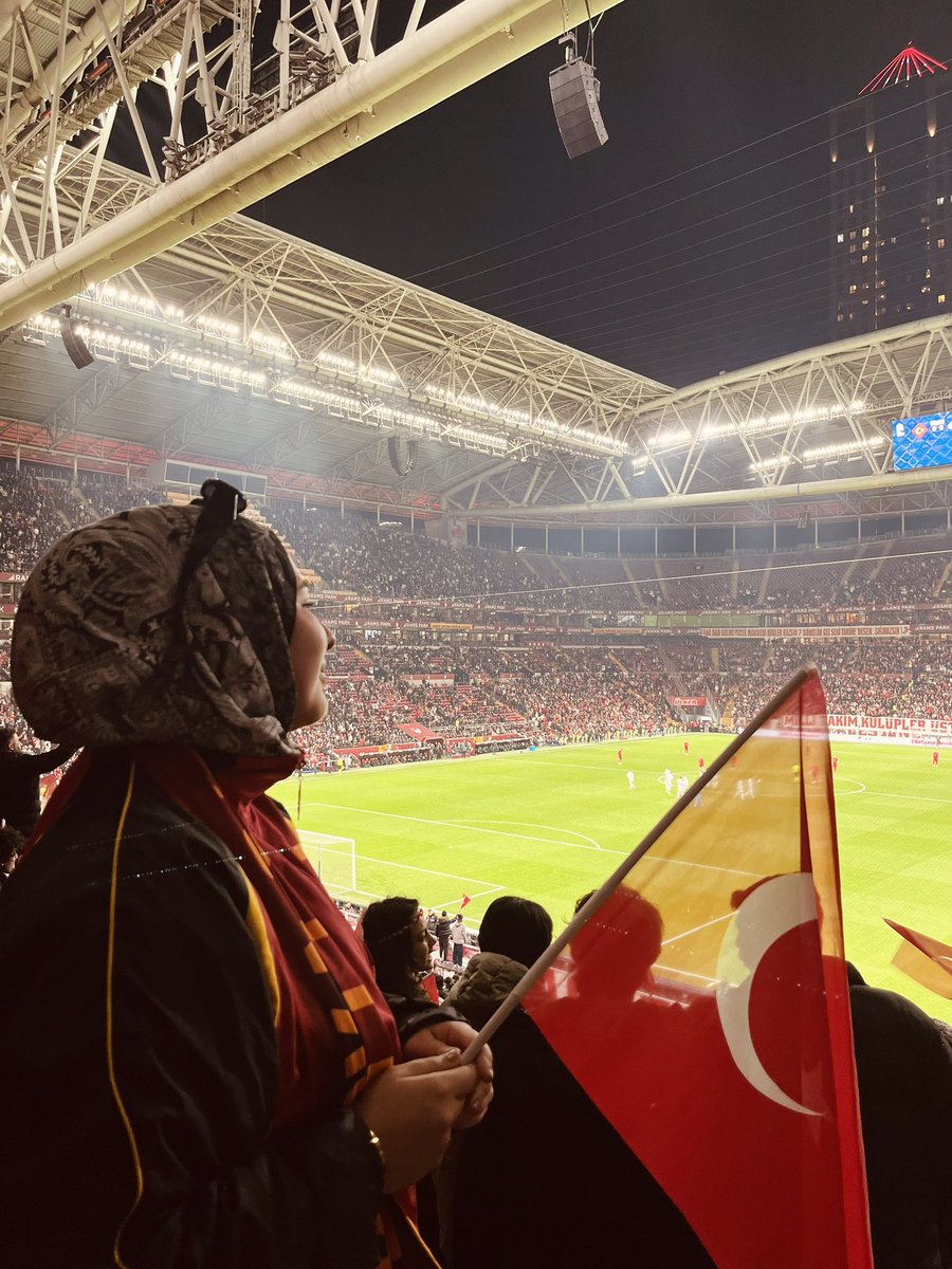 yrndrl's tweet photo. ilk milli maç dump🇹🇷❤️ https://t.co/zOXOffSV1a