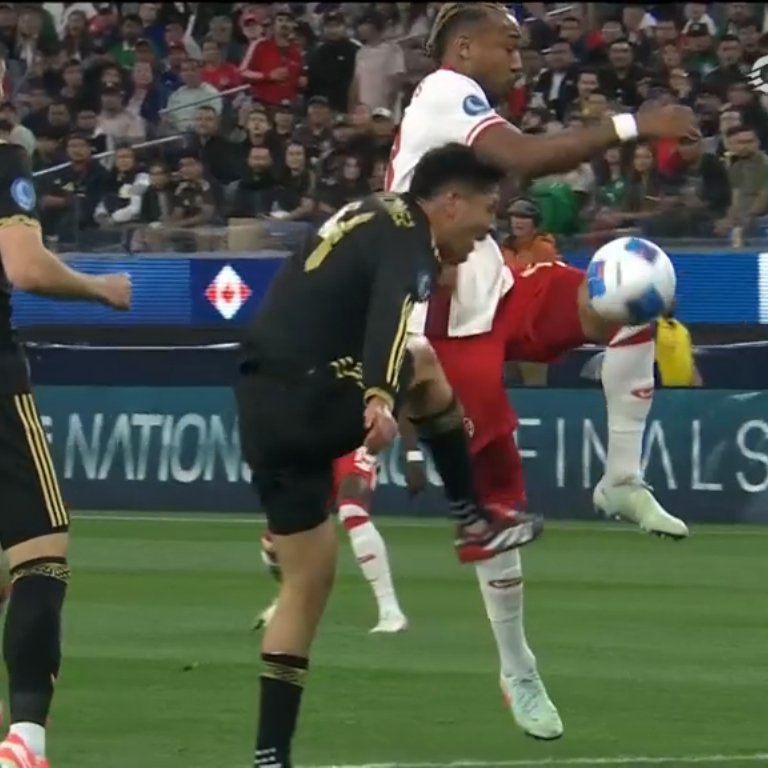 No Context CanMNT ⚽️ 🇨🇦 (@nocontextcanmnt) on Twitter photo 