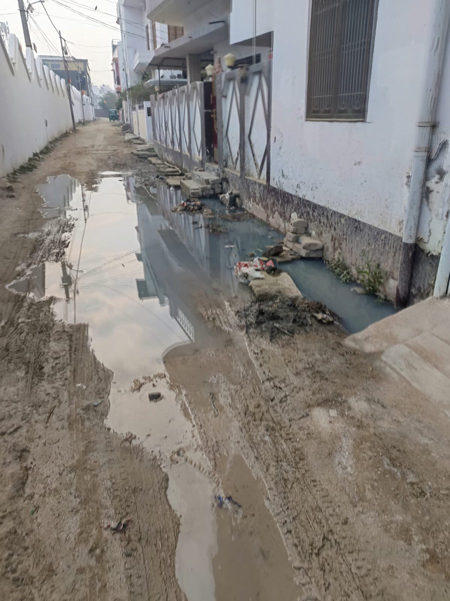 विमल श्रीवास्तव tweet media