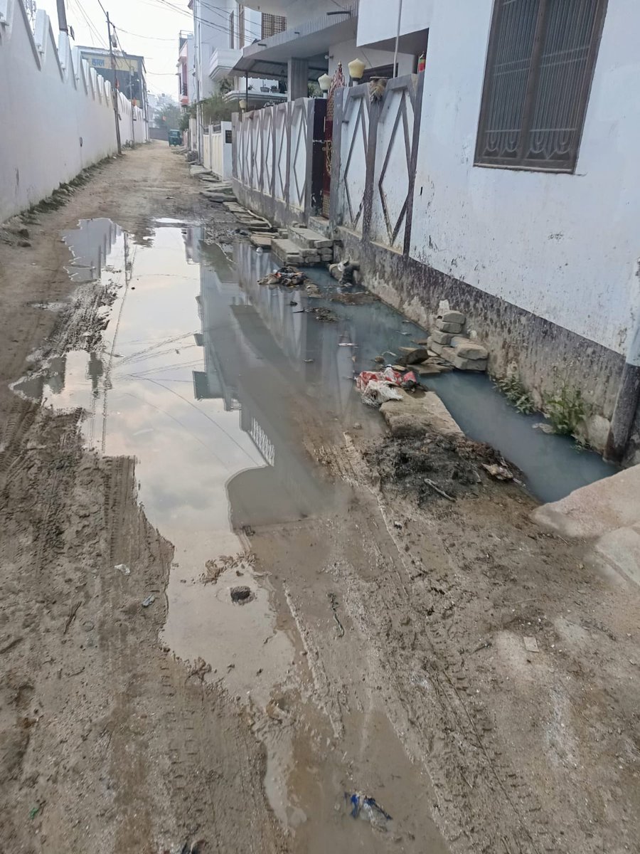 विमल श्रीवास्तव tweet media