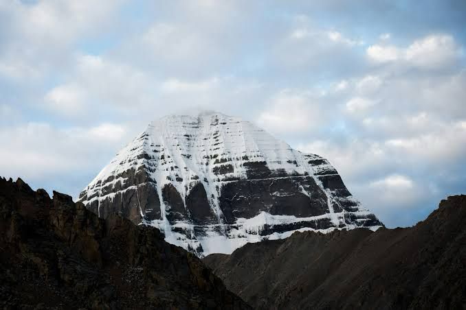 tinyspeck_00's tweet image. “The forests, rivers, and mountains are a life much larger than us, in many ways the source and sustenance of our lives. A bit of caution in all we do is needed to keep them intact.”