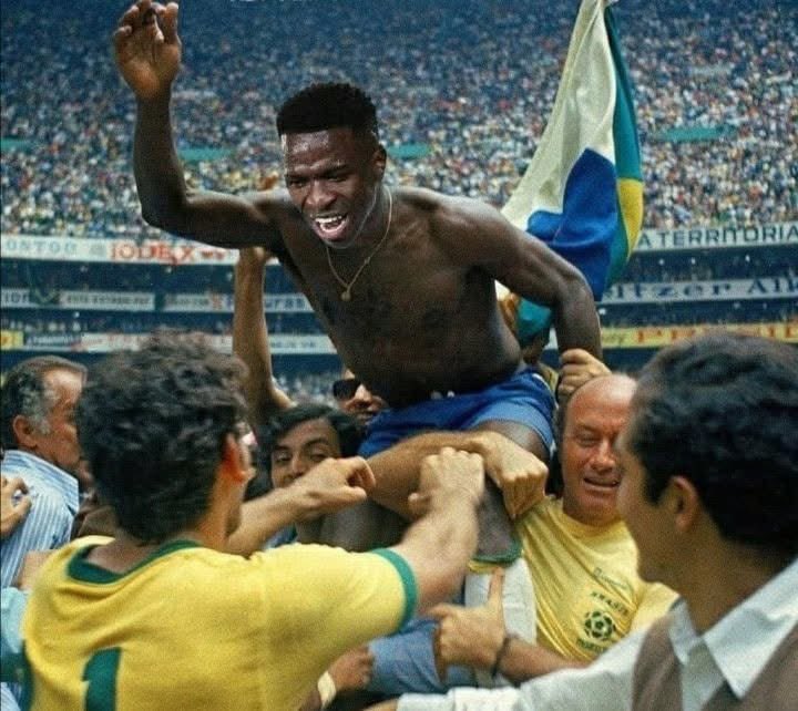 desimpedidos's tweet photo. SIMPLESMENTE VINICIUS JR https://t.co/ic3DMyCSVm