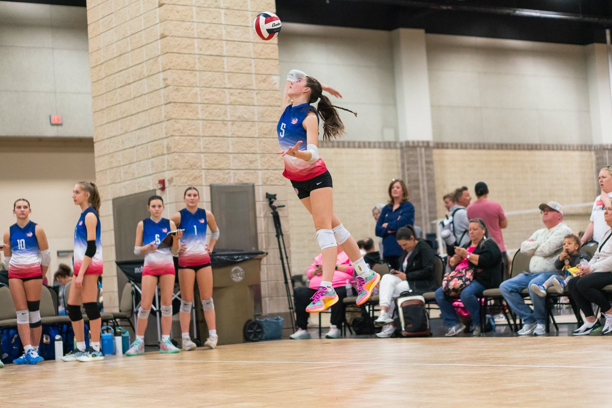 AddysonSundby's tweet image. 14 Open State Champs! 

Thank you @BadgerRegionVB for a fun weekend!