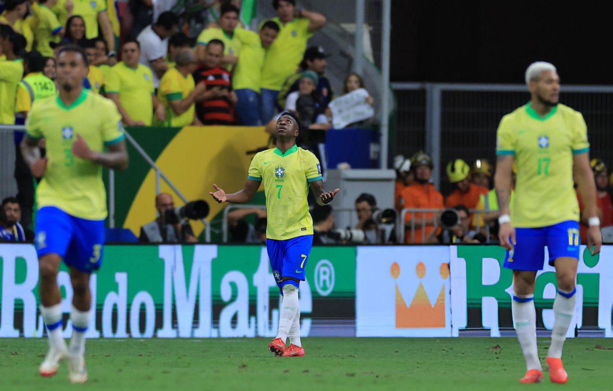 xllam71's tweet photo. Vini Jr 
#brazil #BRACOL https://t.co/y5RsR4ON2l
