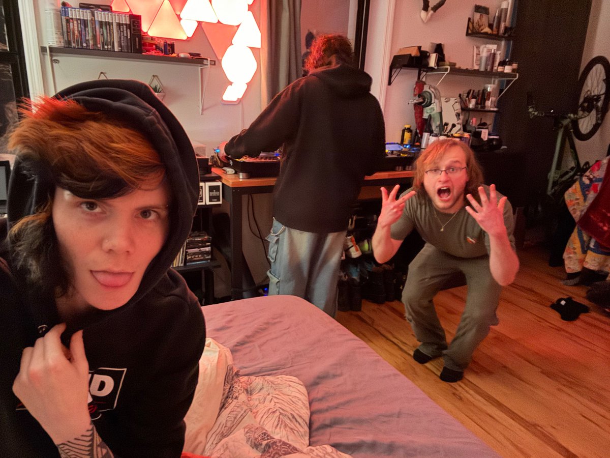 angelRay ✧✶✧ 🦊 tweet media