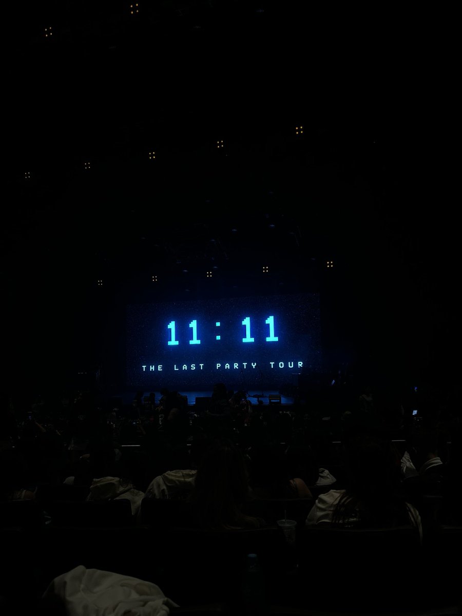 11:11, que los cd9 sean eternos ❤️
