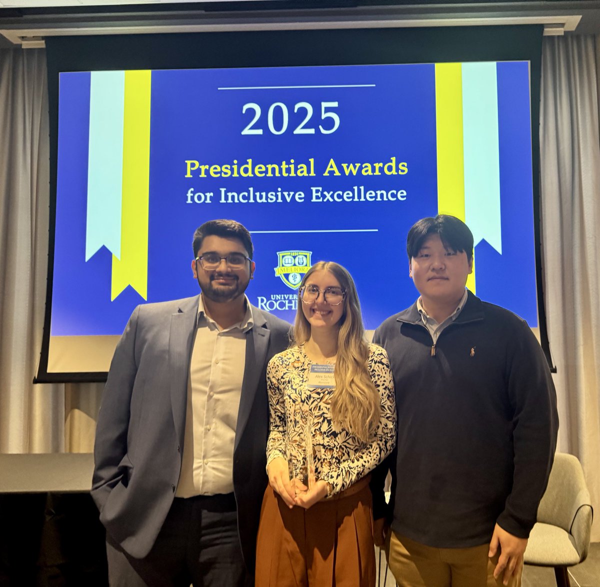 DanielDWHan's tweet image. Honored to receive Changemaker Award with @AlexInMed and @_ibrahimjalal for our Meliora Educational Pathway Program (MEPP). Excited to continue to outreach about field of medicine to the high school students in the Rochester Community. @UofR @UR_Med @RocMSTP @URochester_SMD