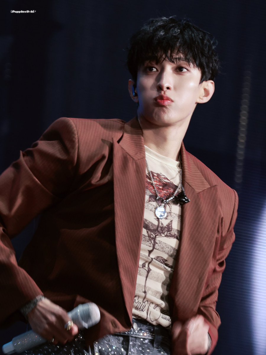 puppkeedoki's tweet photo. 250320 CARAT LAND DAY1
🥺૮ ´• •` ა
#SEVENTEEN #세븐틴
#도겸 #DK #ドギョム #DOKYEOM https://t.co/7QfPfxY0U9