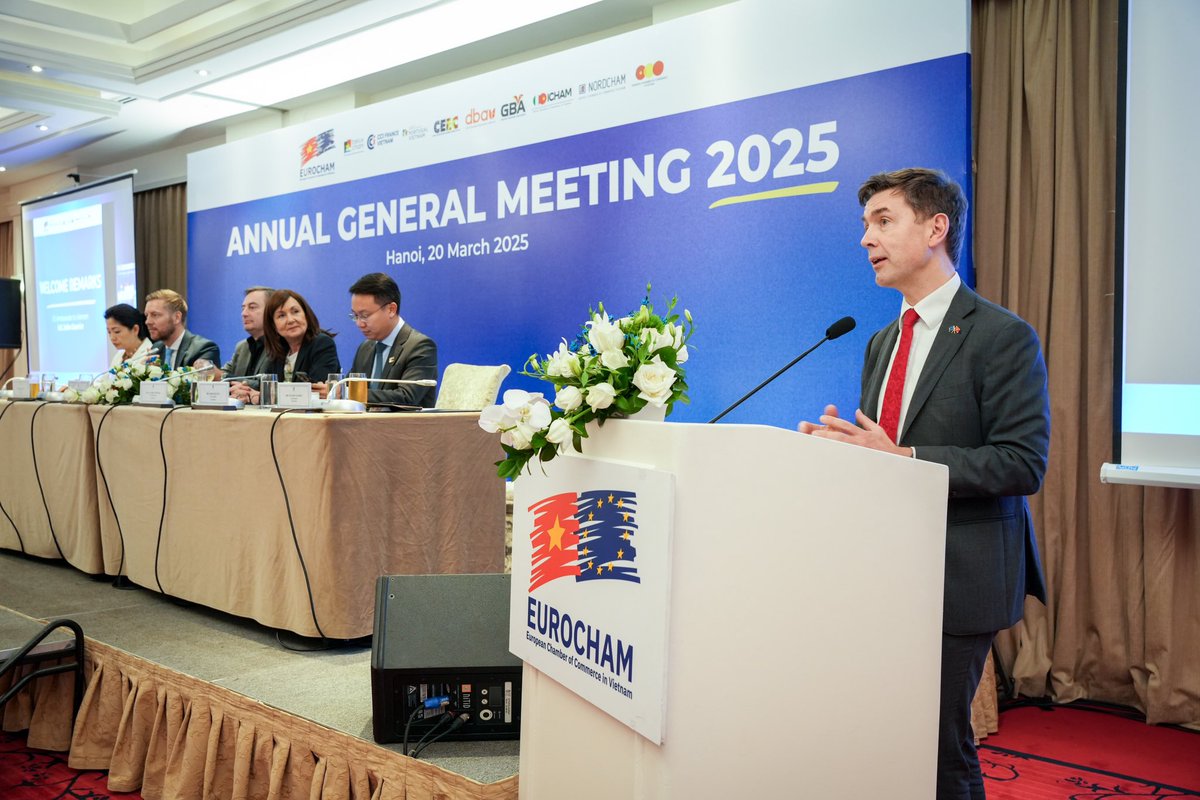 Proud to be able to count on the influence of a very strong #EuroCham in Vietnam, delivering excellent advocacy work vis-a-vis Vietnamese authorities, and bringing impactful EU investment, technologies and green growth to the country. 🇪🇺🇻🇳