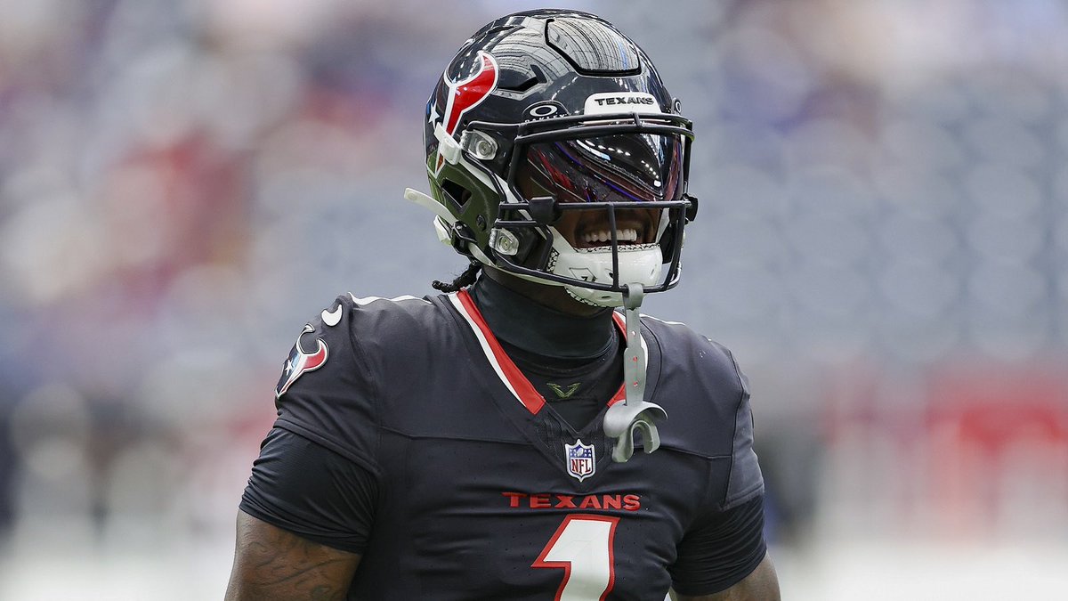 NFL Free Agency Updates:

FA WR Stefon Diggs leaves Patriots without deal but will stay in contact 

FA G/C Lucas Patrick visits Bengals

FA G Dillon Radunz visits Saints

FA LB Jerome Baker visits Browns

FA DT Leki Fotu visits Bills

FA TE Tyler Conklin visits Chargers