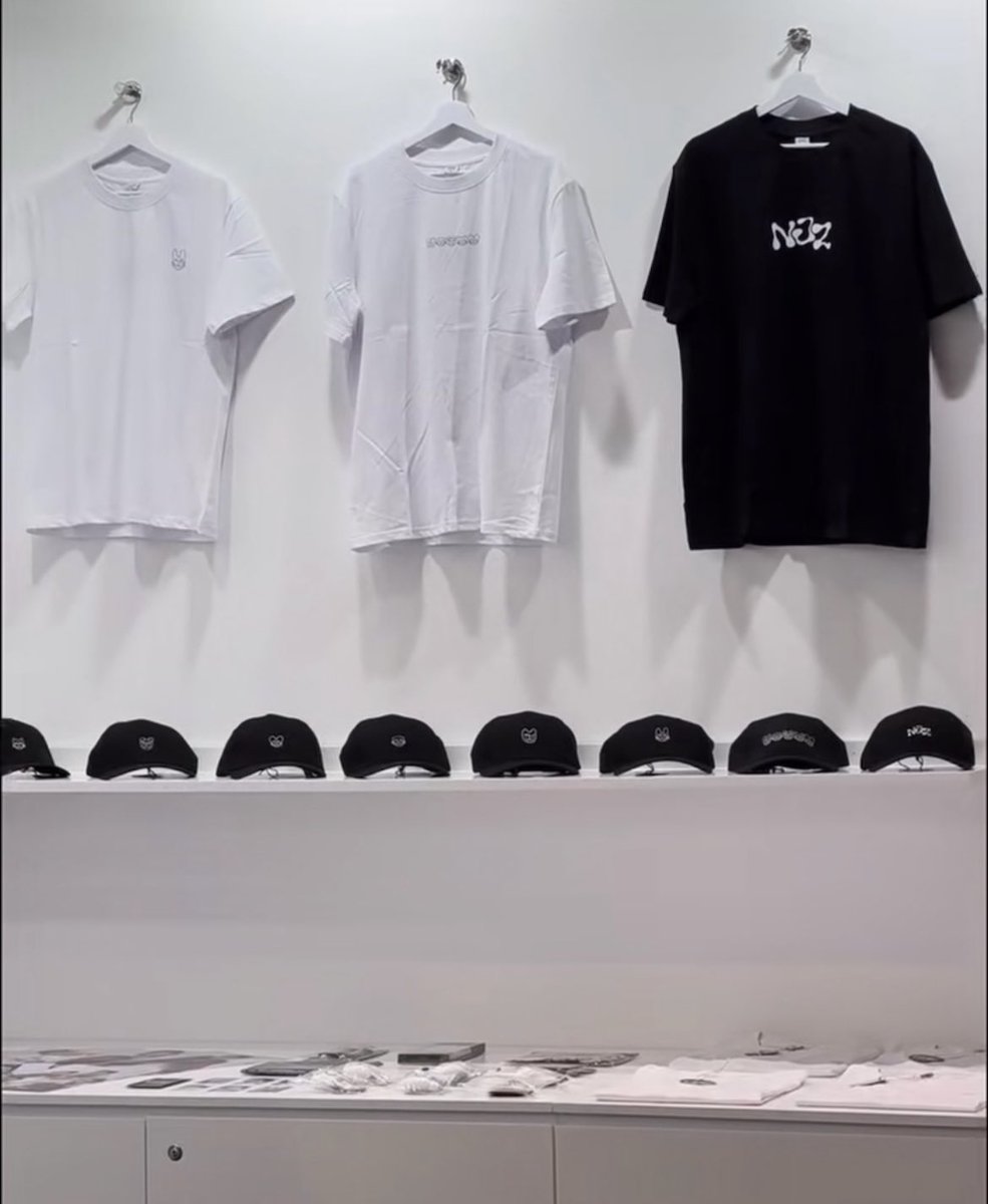 GmiNFmzbMAAUgrh.jpg