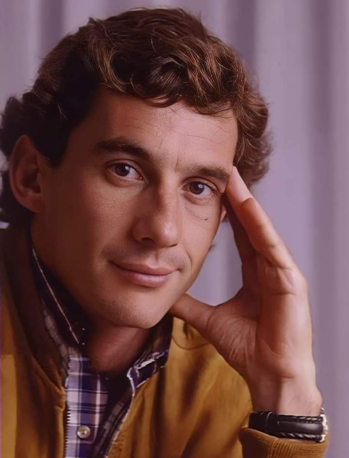 Parabéns sempre! 🍾🏆 ⭐
Em 21 de março de 1960, há exatos 65 anos, nascia Ayrton Senna da Silva. #SennaSempre #HappyBirthday