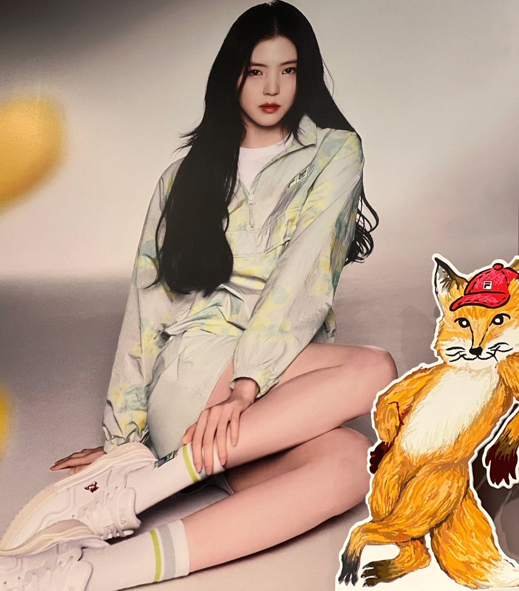 yoonchaeok's tweet image. HELLO ??? FILA CHINA DOING GOD’S WORK