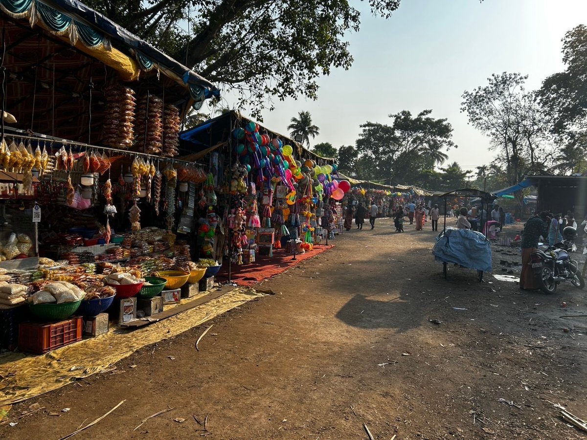 வணக்கம்🙏
Xの存在を忘れておりました、同志社インドカレーサークルです。

あっというまに新歓シーズンですね☘️
インドの文化が好きな方から、ただインドをなんとなく面白いと思っている方まで、退屈な世に南アジアの風を漂わせませんか🇮🇳

新歓情報はお待ちを！

#春から同志社

Translate post