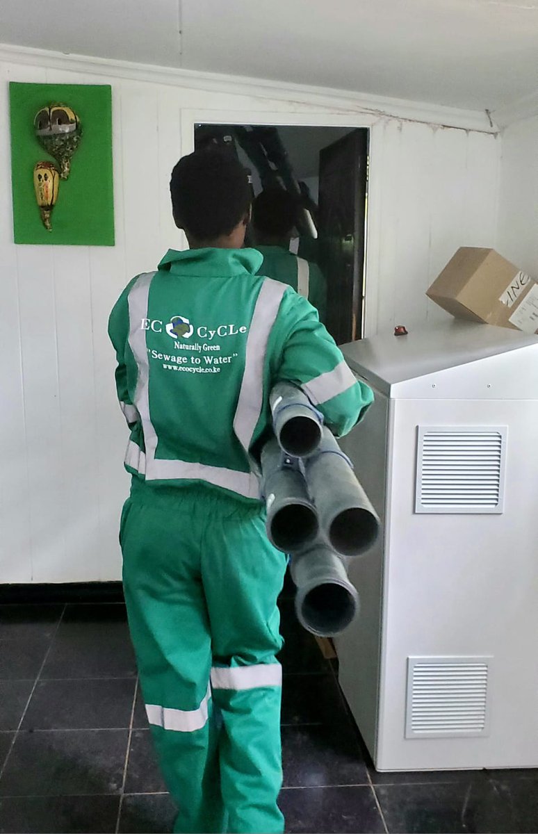 EcocycleLtd's tweet image. 🎉 Building up our SEWAGE Recycling technology stock! @ECOCYCLE LTD Unboxing new #SEWAGE to reusable water machine components! 💧 We're boosting our capacity to transform wastewater into a valuable resource.As we unpack we envision the #EasyInstallation &amp;amp; more green