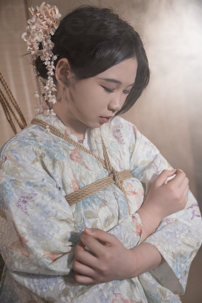 Lez12138's tweet image. 生命是有光的。
在我熄灭以前,能够照亮你一点,就是我所有能做的了。
我爱你,你要记得我。
——————
绳:发发@daloris_Mr
人:我@Lez12138
摄:晴空@Qk1749767321
场地:天地栋宇@TianDiDongYu @wushixjx