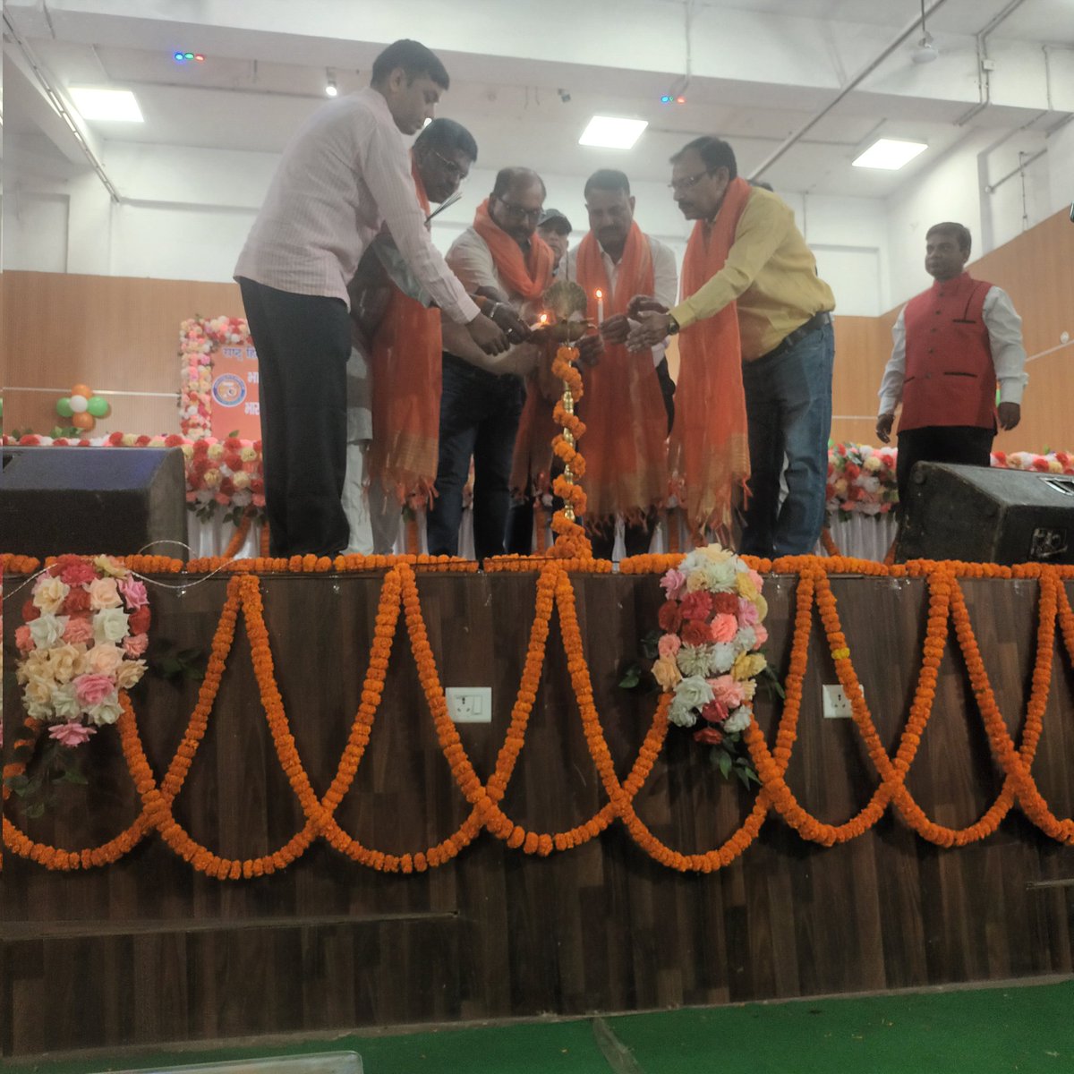दिनांक 20/3/2025को भारतीय रेल डाक सेवा में कर्मचारी संघ संबंध भारतीय मजदूर संघ बिहार का अधिवेशन में भाग लिया। एवं नव कार्यकारीणी को शुभकामनाएं दिया। #BMS.  #Bihar #Patna