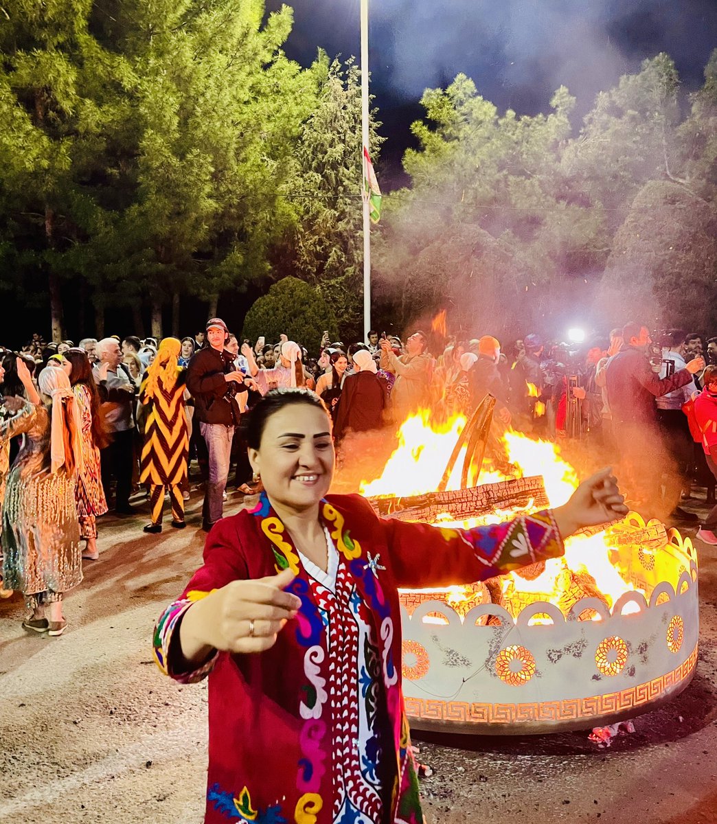 Diplo_kat's tweet photo. Наврӯз Муборак! Happy Nowruz!
🌸🌿🌼 
#навруз #Nowruz #Tajikistan https://t.co/RS3HQunV6G