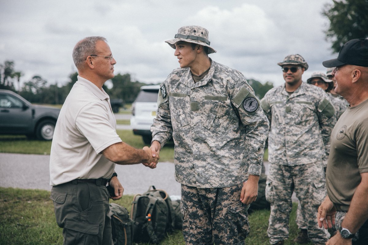 FLStateGuard's tweet photo. The Florida State Guard is a diverse group united to protect and serve Florida—military vets, EMTs, law enforcement, healthcare workers, and civilians. Ready to answer the call? Join us: https://t.co/hkjZS7CV5l
#FloridaStateGuard #AnswerTheCall #JoinTheMission 🌟 https://t.co/mfSe108nww