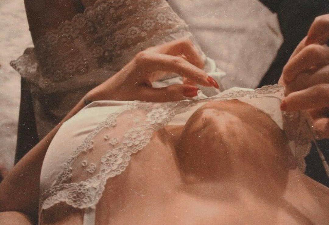 KryptonsParagon's tweet photo. A tease before bed. https://t.co/jqc4Wshtlr
