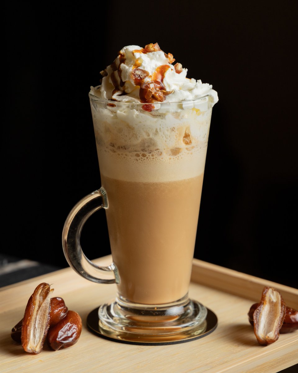 Hadero_ae's tweet photo. Had the chance to try our limited-edition Date Drink yet? πΉβ¨ This sweet and refreshing treat is the perfect way to indulge this season.
β #ReintroducingCoffee
β #TheEdgeYouDeserve
π #Dubai
π± #Coffee
π± #Ethiopia
π± #ArabicaCoffee
π± #PremiumCoffee https://t.co/zn529coFjx