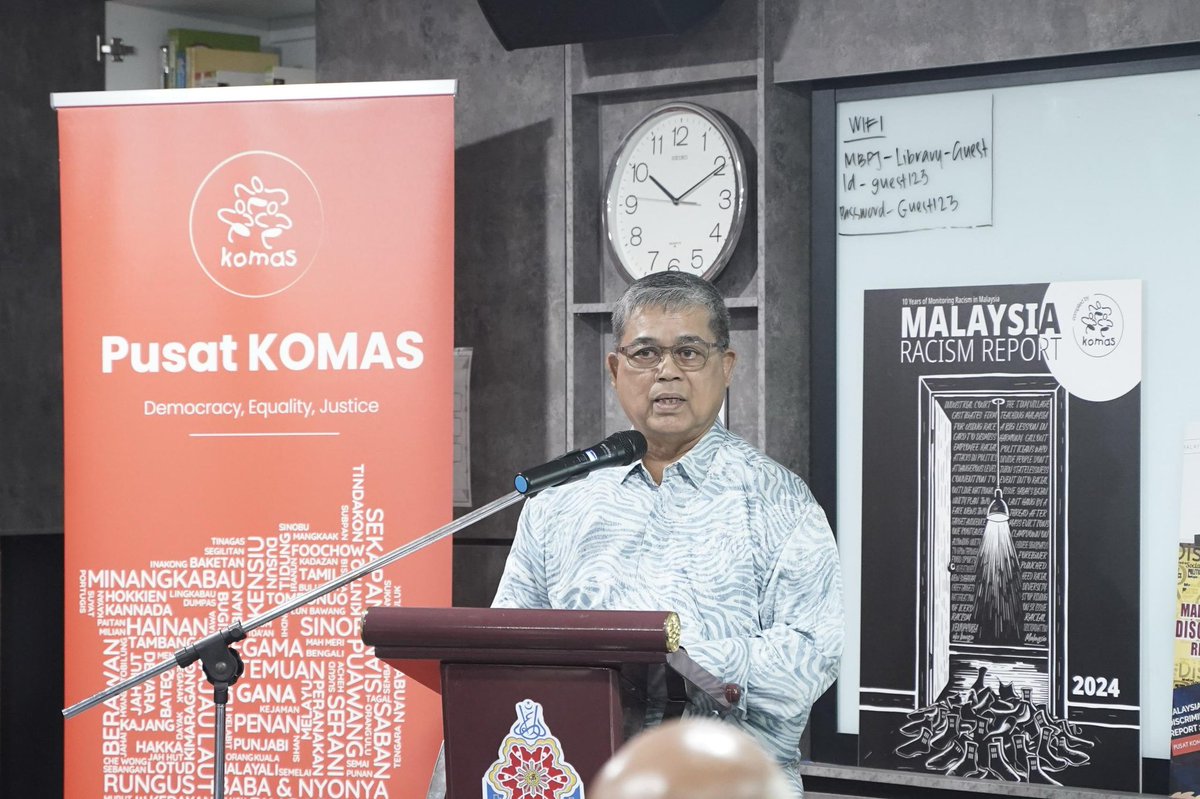 AaronAgoDagang's tweet photo. Pelancaran Laporan Rasisme Malaysia 2024 di Perpustakaan Komuniti Petaling Jaya telah diadakan pagi tadi bersempena dengan Hari Antarabangsa Penghapusan Diskriminasi Perkauman. 

Sebagai sebuah negara yang kaya dengan kepelbagaian agama, bangsa dan budaya, Malaysia sentiasa menitikberatkan nilai perpaduan, keharmonian, dan saling menghormati.