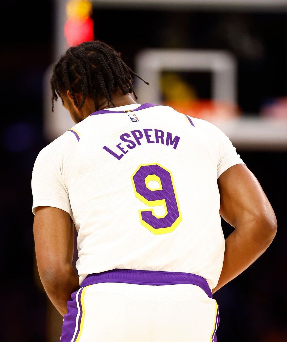 TheNBACentel's tweet image. BRONNY JAMES TONIGHT:

17 POINTS
5 ASSISTS 
3 REBOUNDS 

CAREER HIGH. 🔥🔥🔥