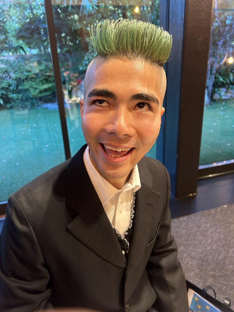 ウネマラジオ#2-23

きくちゃん、もりちゃんの代打「山本隆太」を呼んで、畑の近況報告回
1-3月の畑の様子で雑談

ウネマラジオはラジオアプリSpotifyかApplePodcastからお聴き頂けます

Spotify
open.spotify.com/episode/134Y6i…

ApplePodcast
podcasts.apple.com/jp/podcast/%E3…

#ウネマラジオ  #農系ポッドキャスト