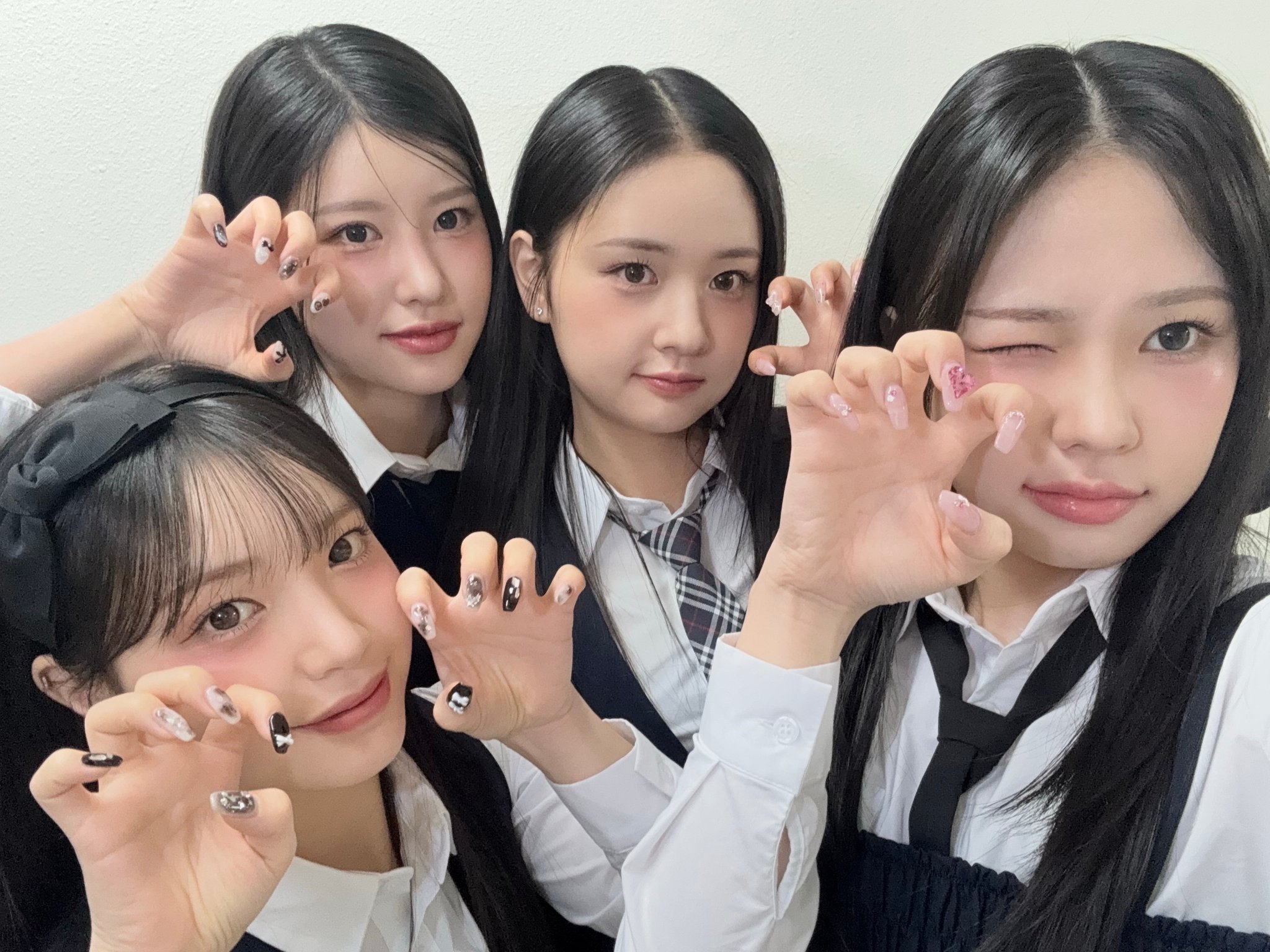 GmiioZRaEAExp3y?format=jpg&name=large