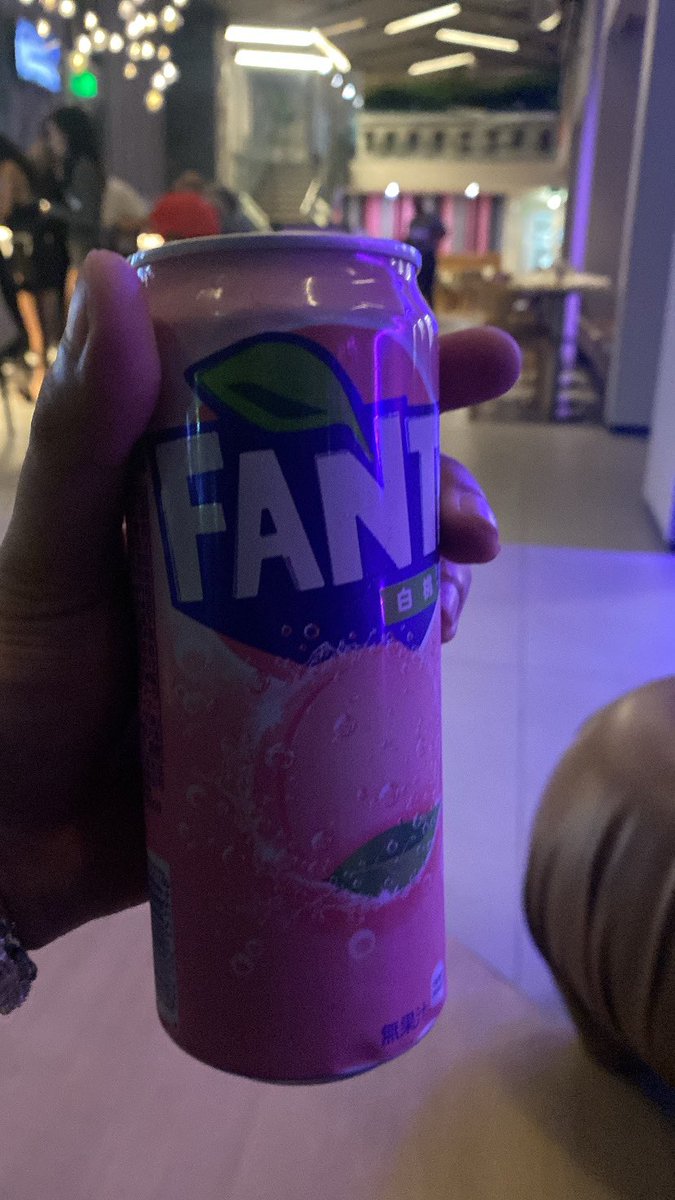 flikzer♱ tweet media