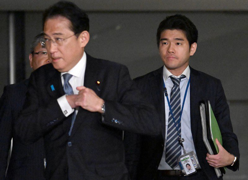 岸田が世襲を狙っている！
このボンクラを次の広島1区の
候補者にするつもりだ！
岸田の世襲は絶対に許すな！
世襲議員が日本🇯🇵をダメにした！岸田一族を滅ぼせ！
#自民党は国民の敵