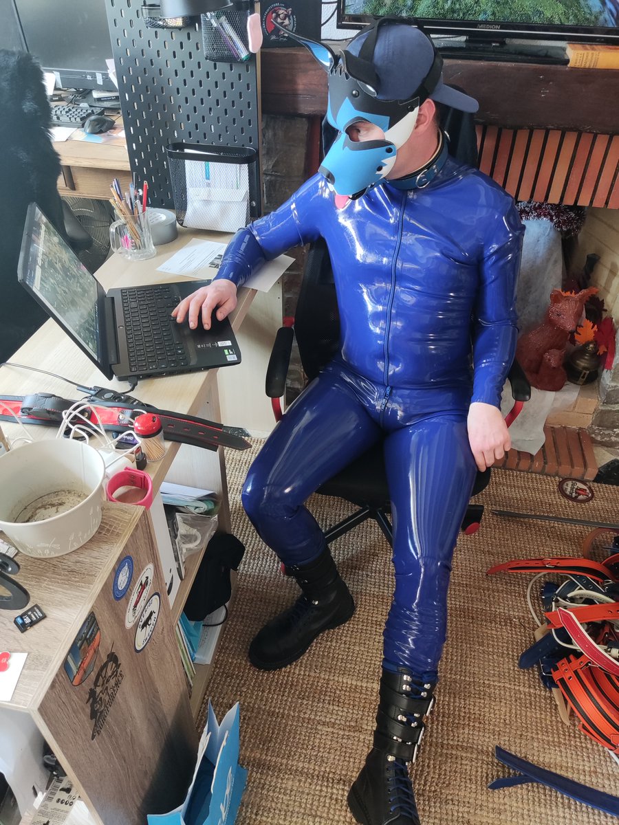 RubberWolfy (@wolfyrubber) on Twitter photo Working day , but the last day before the week-end !
πΈ <a href="/TeaseFox/">Andrew RubberFox π Sinfur</a>
#rubberfurs #rubberdog Working day , but the last day before the week-end !
πΈ <a href="/TeaseFox/">Andrew RubberFox π Sinfur</a>
#rubberfurs #rubberdog