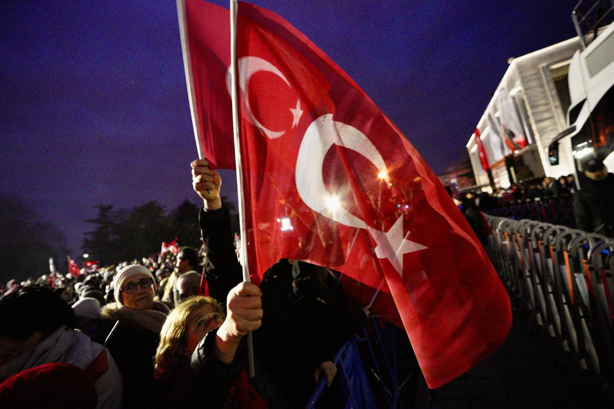 Hukuk ve adalet için, ülkemizin geleceği için Türkiye’nin dört bir yanında bir aradayız!
<a href="/ekrem_imamoglu/">Ekrem İmamoğlu</a>