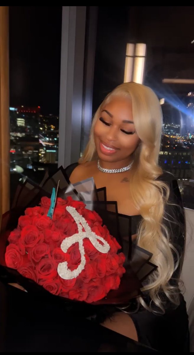 4TheLoveOfMissy's tweet photo. PISCES SZN 🌹♥️🤭 https://t.co/9QVHeb3G3F