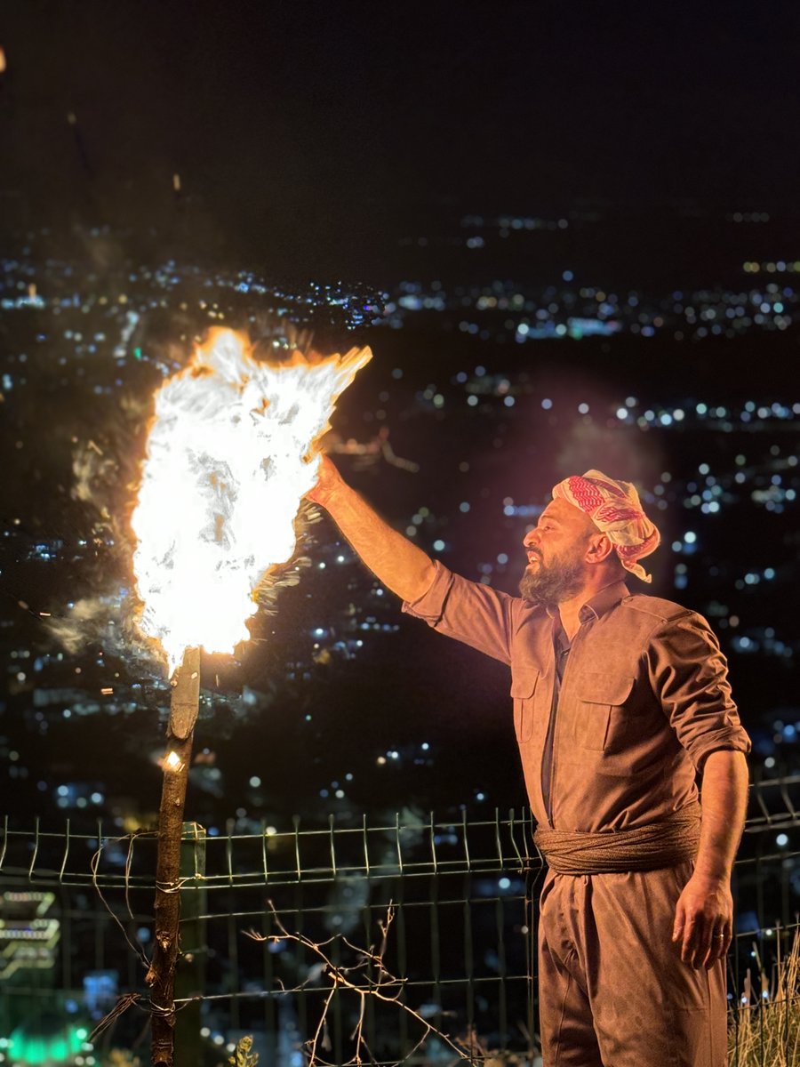 Nîşana hatina biharê #Newroz pîroz be. 

Ji paytexta Newrozê 👇

📍 Akrê, #Kurdistan 
📸 Muhammed Serdar