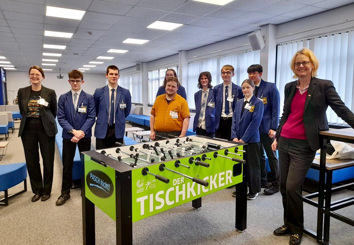 Christiane Hullmann (@germancgedin) on Twitter photo Great day at <a href="/LarbertHigh/">Larbert High School</a> with <a href="/GI_Glasgow/">Goethe-Institut GLA</a> to speak about the importance of learning German & the opportunities it brings for future studies & careers! Fantastic to see how many 🏴 pupils have chosen 🇩🇪 as a foreign language & the joy it brings to them! #ShoutOutForGerman Great day at <a href="/LarbertHigh/">Larbert High School</a> with <a href="/GI_Glasgow/">Goethe-Institut GLA</a> to speak about the importance of learning German & the opportunities it brings for future studies & careers! Fantastic to see how many 🏴 pupils have chosen 🇩🇪 as a foreign language & the joy it brings to them! #ShoutOutForGerman